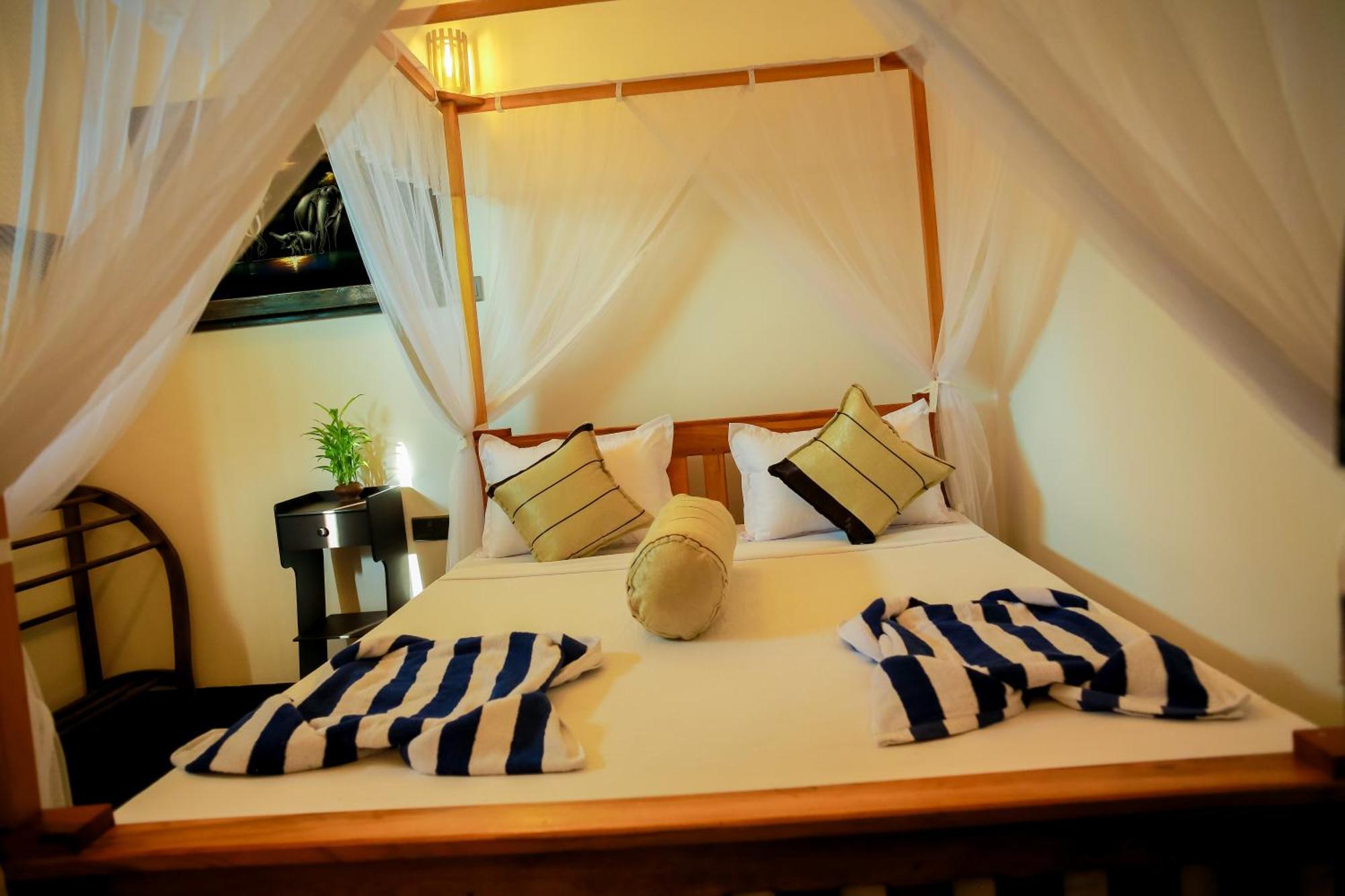 Ruwan Jungle Homestay Мирисса Экстерьер фото