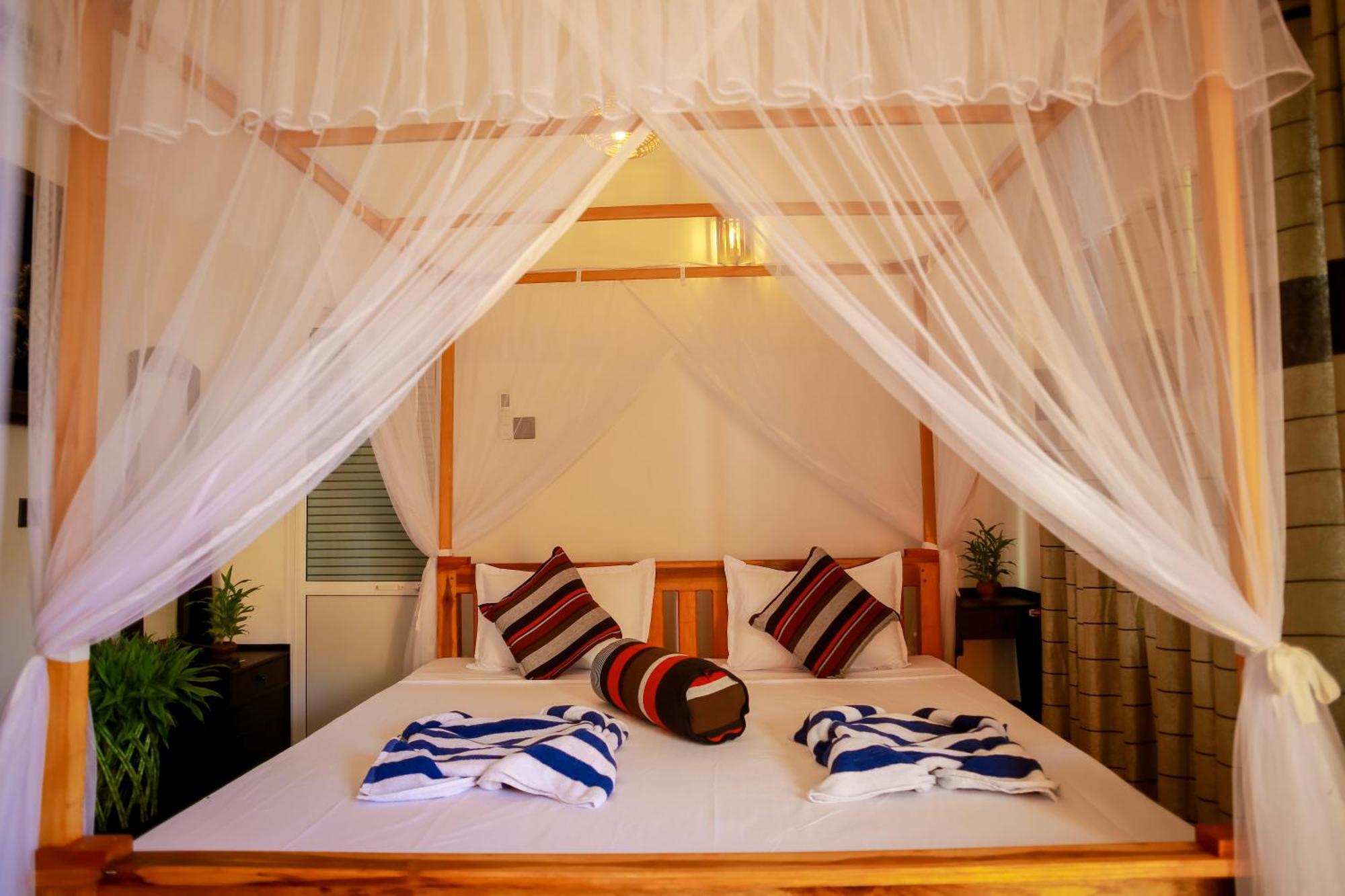 Ruwan Jungle Homestay Мирисса Экстерьер фото