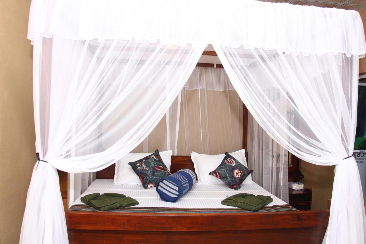 Ruwan Jungle Homestay Мирисса Экстерьер фото